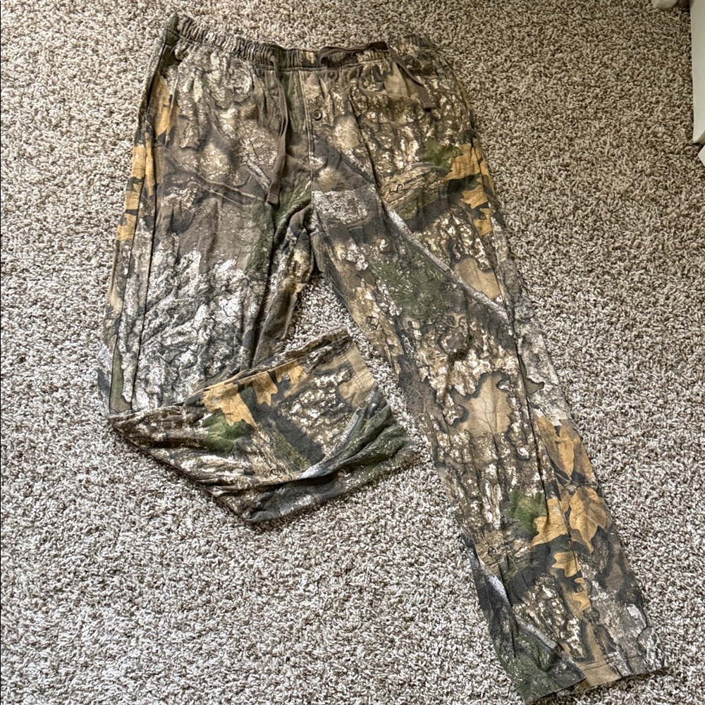 Magellan Outdoors Camouflage Lounge pants in Green, Brown, Tan
